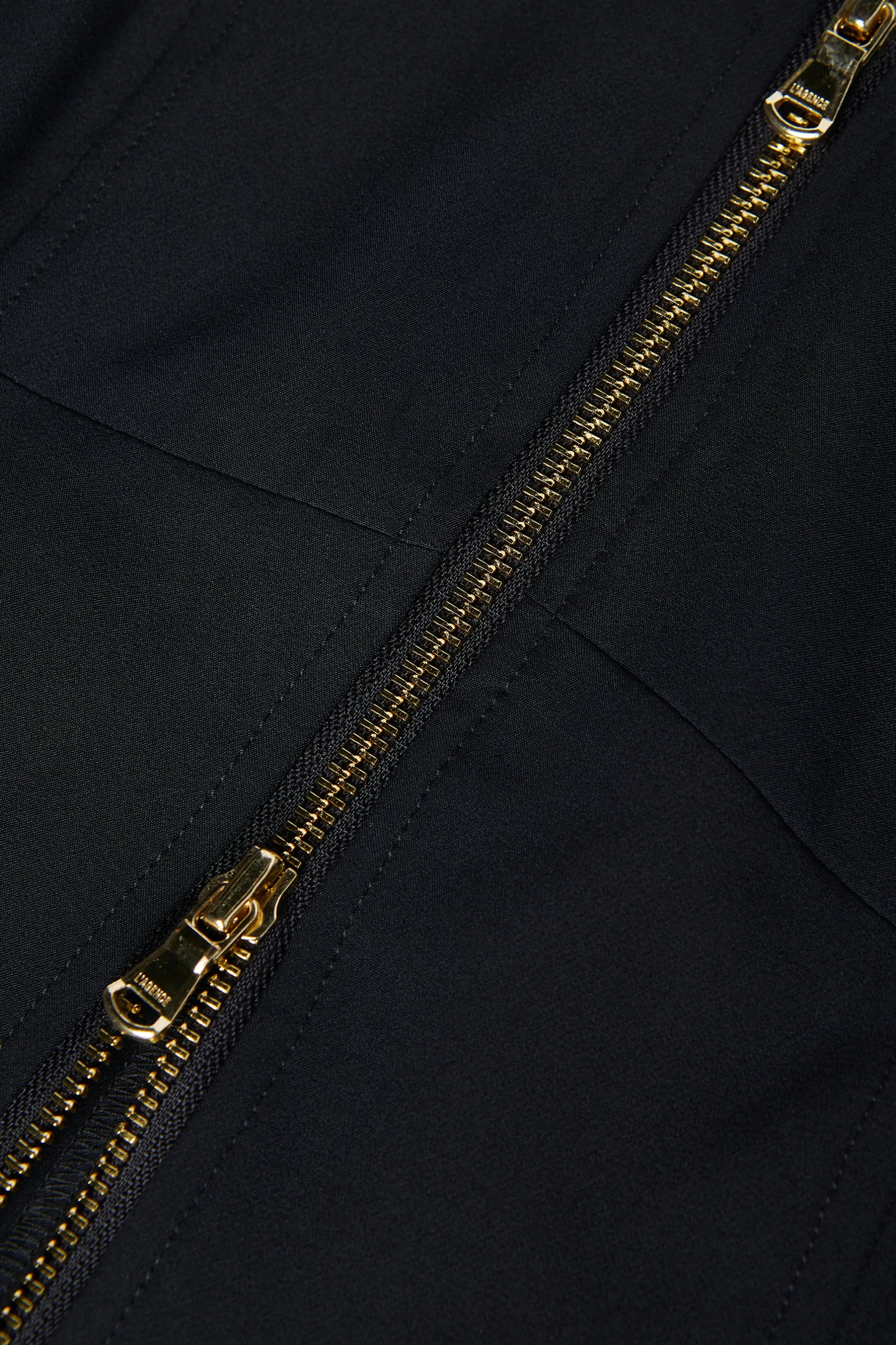 ainslee_zipfront_top_4.webp Blouses & Tops*L'AGENCE AINSLEE ZIP-FRONT TOP Black