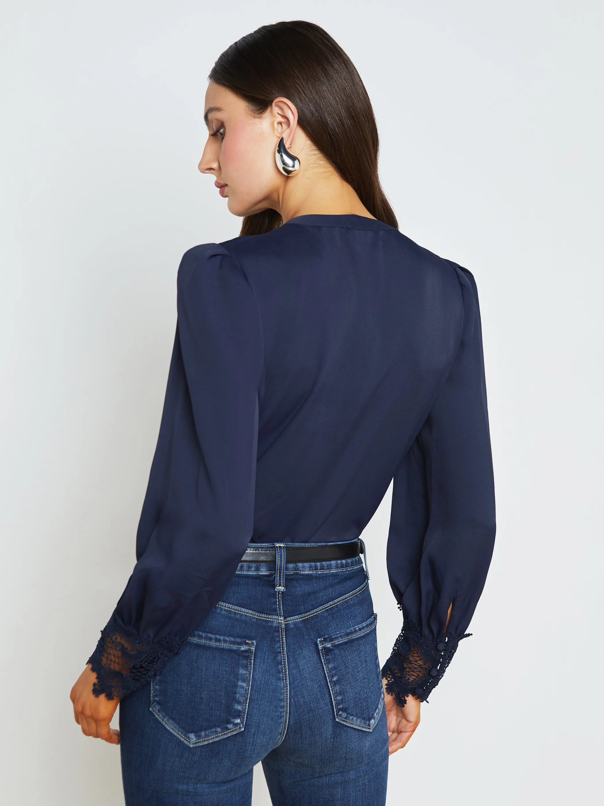 ava_blouse_4-2.webp Blouses & Tops*L'AGENCE AVA BLOUSE Midnight