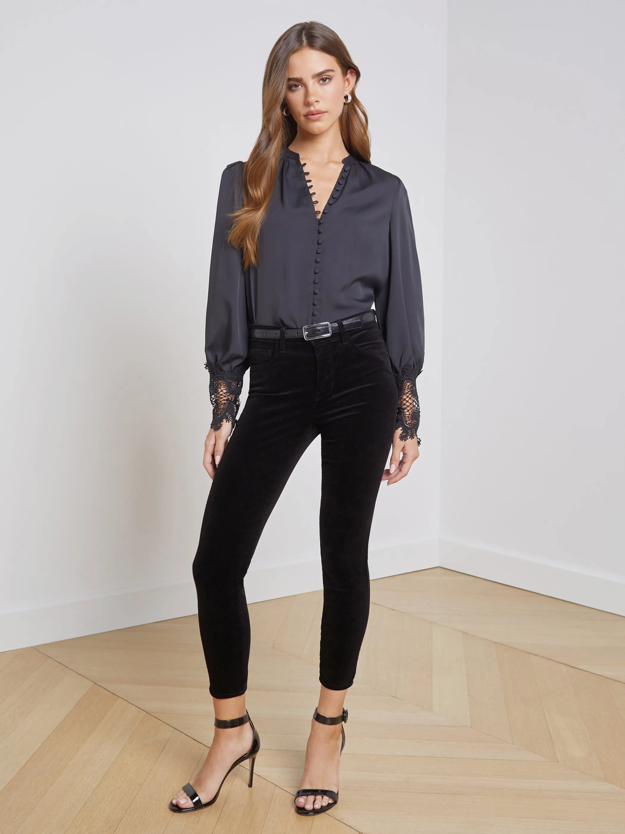 ava_blouse_4-3.webp Blouses & Tops*L'AGENCE AVA BLOUSE Black