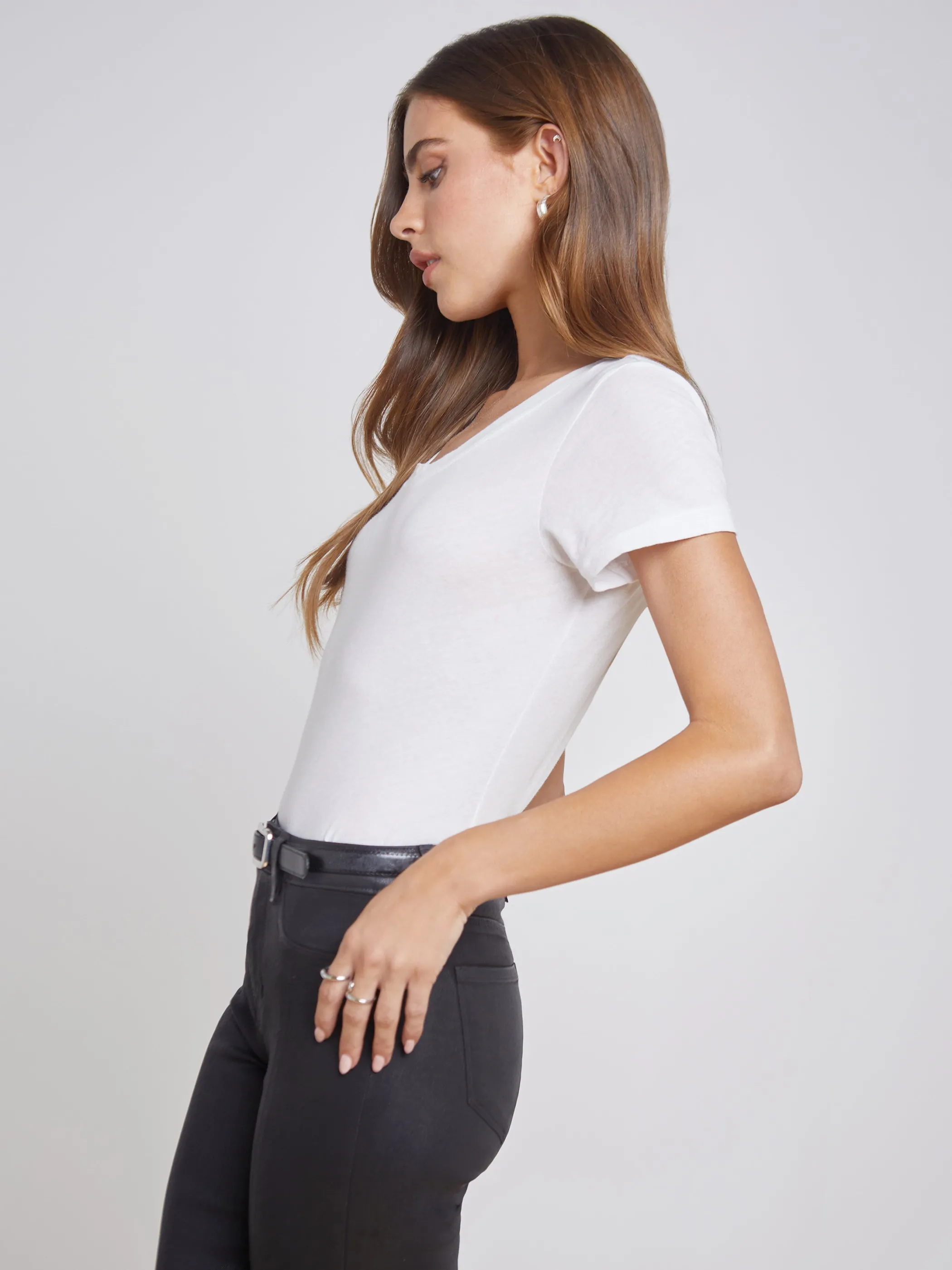 Tees*L'AGENCE CORY COTTON SCOOPNECK TEE White