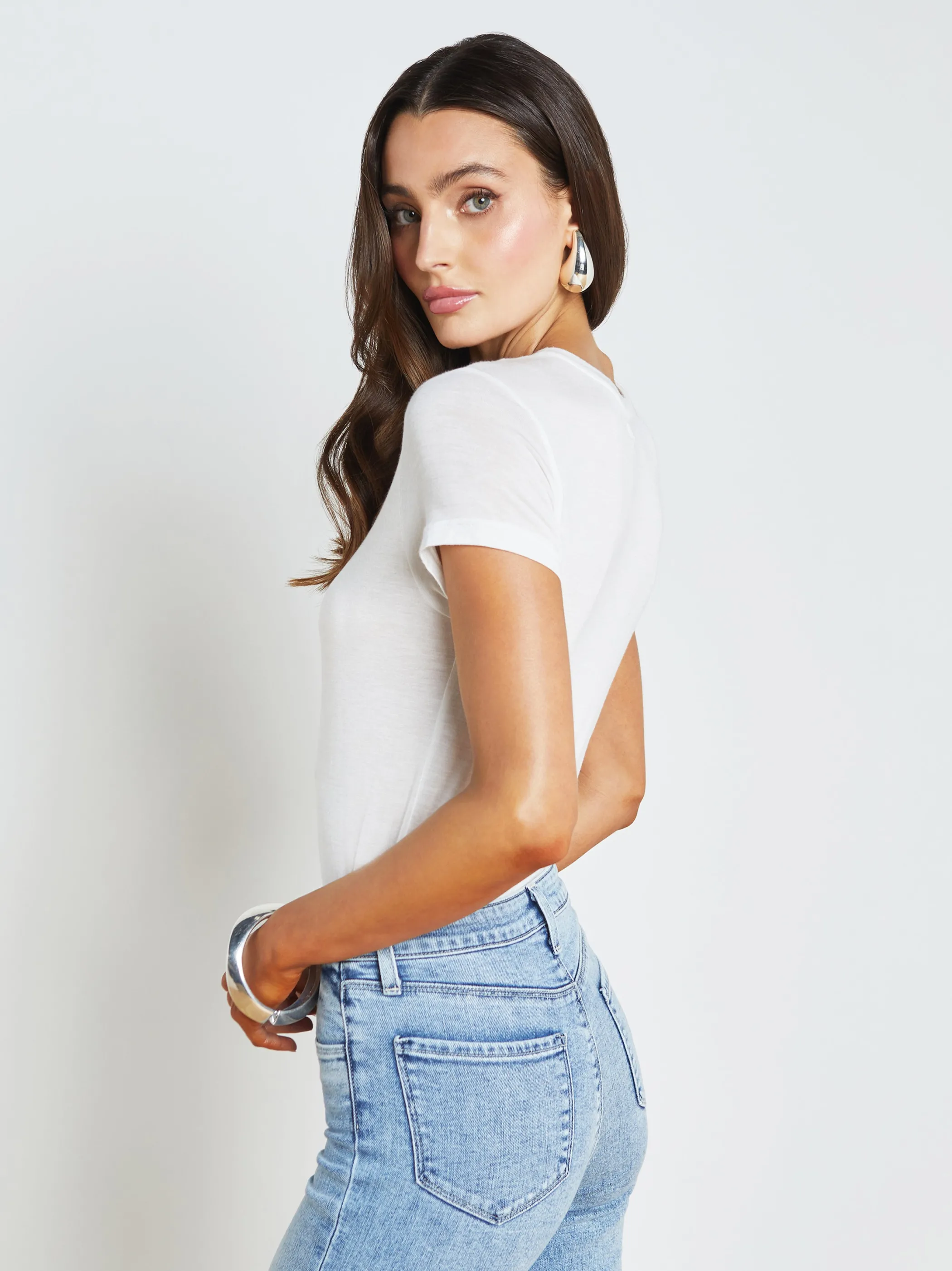 ellie_cashmere_jersey_tee_3.webp Tees*L'AGENCE ELLIE CASHMERE JERSEY TEE White