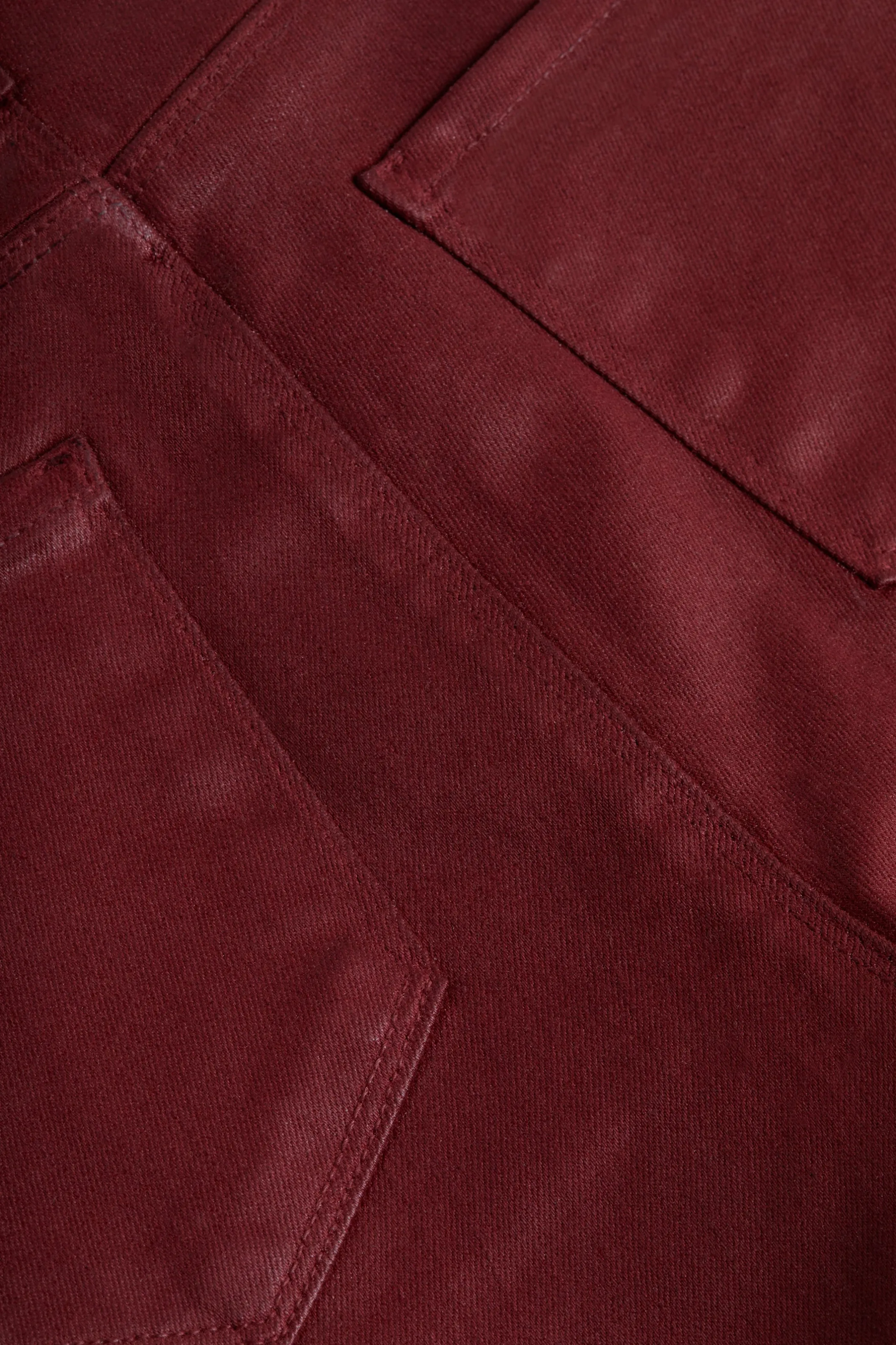 kendra_coated_cropped_flare_jean_4-5.webp Coated Denim*L'AGENCE KENDRA COATED CROPPED FLARE JEAN SyrahCoated