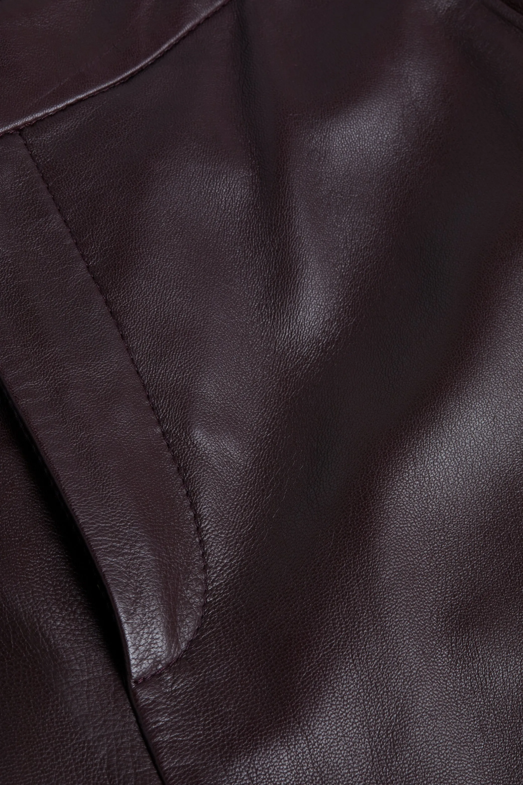 livvy_leather_trouser_5.webp Pants*L'AGENCE LIVVY LEATHER TROUSER DarkSyrah