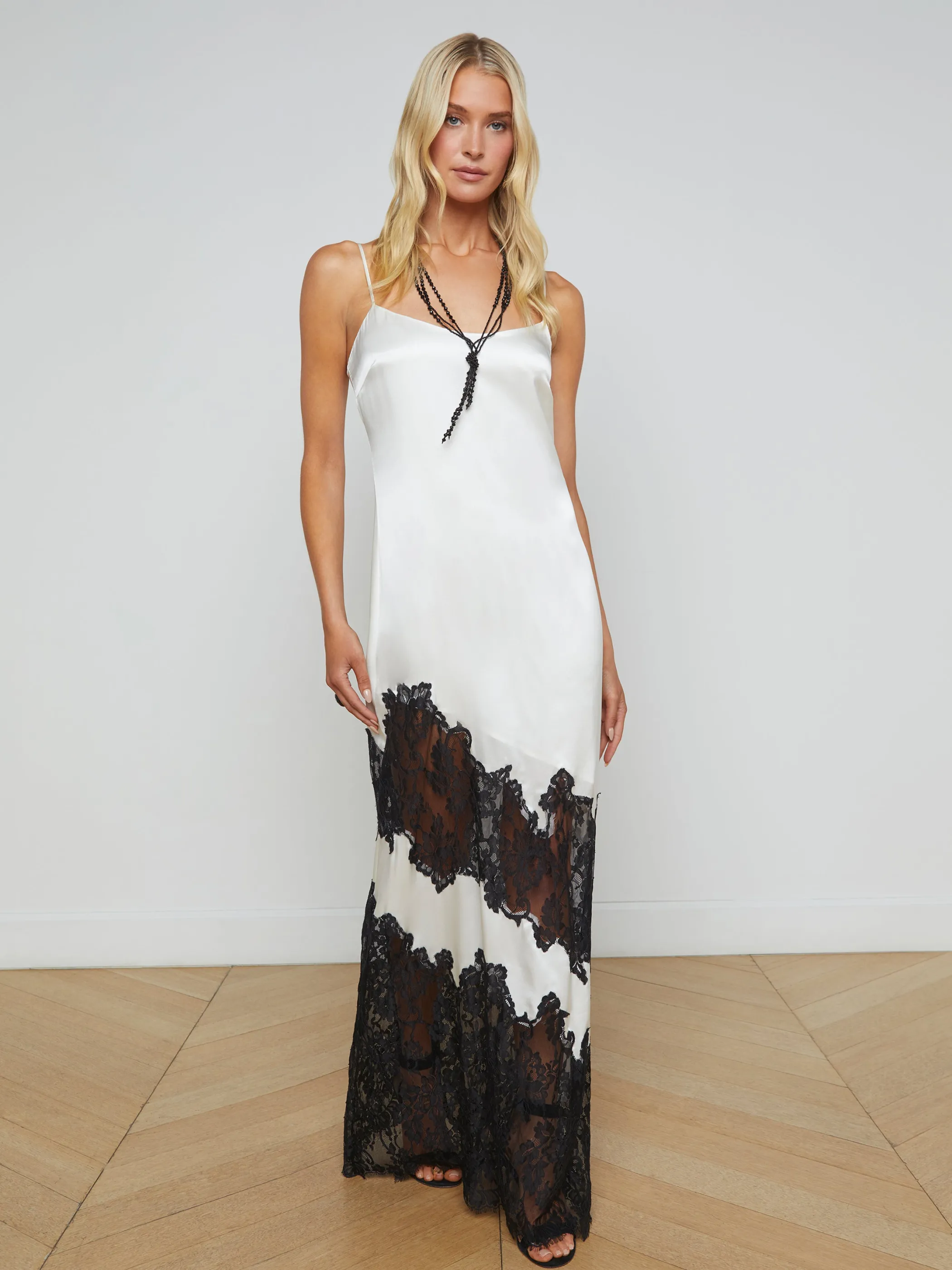 Dresses & Jumpsuits*L'AGENCE SILVANA SILK LACE GOWN Ivory/Black